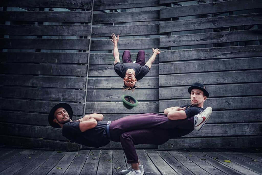 Surprise Effect ist eine Gruppe aus dem Süden Frankreichs. Ihre Show ist eine ischung aus Akrobatik und Breakdance auf höchstem Niveau, gespickt mit gewagten Stunts, Comedy und Publikumsbeteiligung. Foto: Werne Marketing