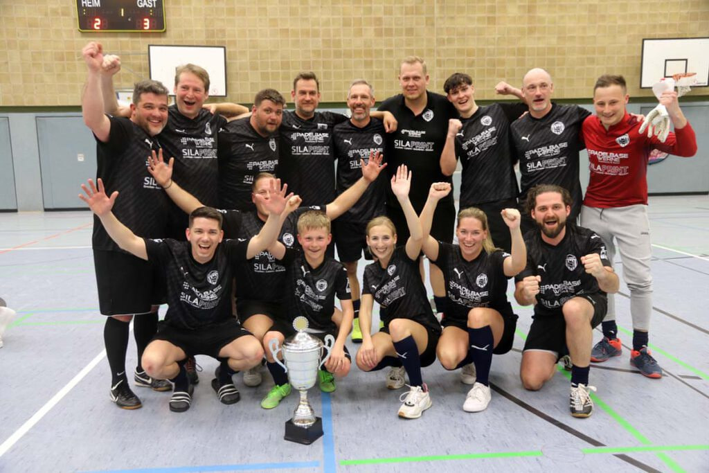 Der Padelclub Werne holte sich den Wanderpokal. Foto: Wagner