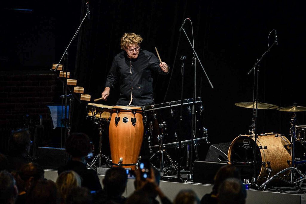 Christian Benning und seine Percussion Group übersetzen u.a. Beethovens Mondscheinsonate in moderne Musiksprache mit atemberaubenden groovigen Percussion-Klängen. Foto: privat